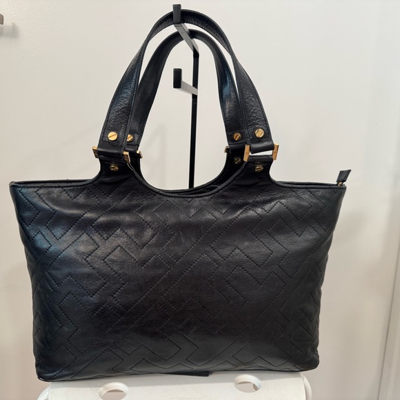 Tory Burch Handbags - Tory Burch Elegant Black Quilted Tote Bag